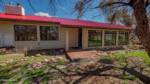 669 W Cottontail Trail, Safford, AZ 85546