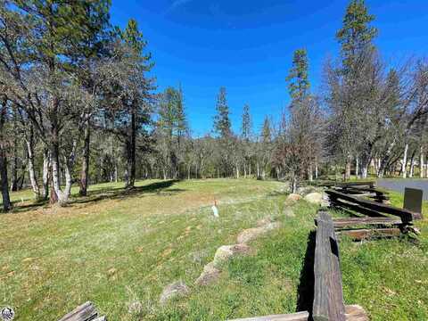 21332 Apple Hill Dr., Sonora, CA 95370