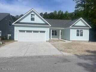 212 Kings Creek Crossing, Holly Ridge, NC 28445