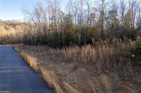 Lot 22 Regal Oaks Drive, Wilkesboro, NC 28697