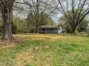 1625 Lewisville Clemmons Road, Clemmons, NC 27012