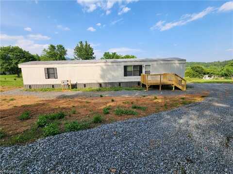 8584 Pine Street, Lowgap, NC 27024