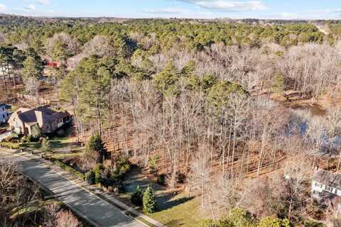 102 Cross Creek Drive, Chapel Hill, NC 27514