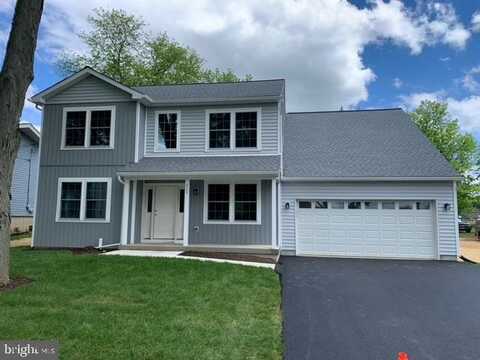 301 FRANKLIN STREET, EMMAUS, PA 18049