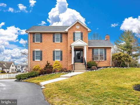 2205 PIKESIDE DR, GREENCASTLE, PA 17225