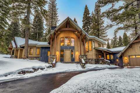 9195 Tarn Circle, Truckee, CA 96161