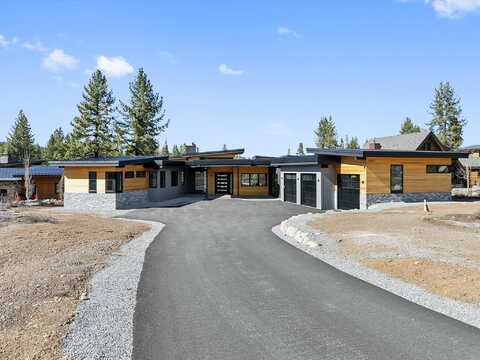 11623 Henness Road, Truckee, CA 96161