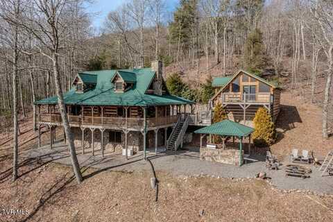 1527 Stone Mountain Road, Trade, TN 37691