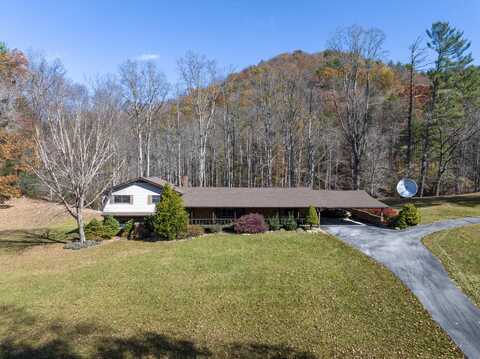 128 Lum Mcintosh Road, Erwin, TN 37650