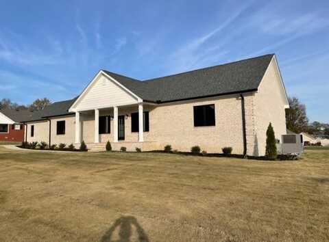 607 Volunteer Drive, PARIS, TN 38242