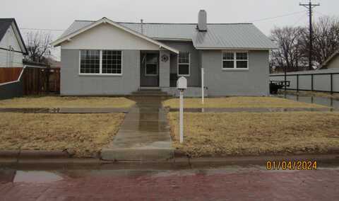 303 E 5th St, Hereford, TX 79045