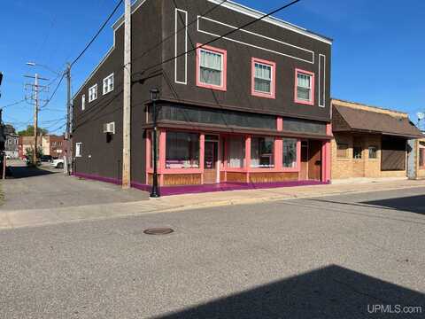 113 Cleveland, Ishpeming, MI 49849