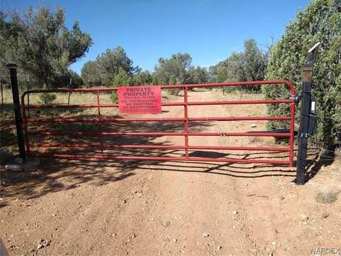 Unk Pump House Road, Peach Springs, AZ 86434