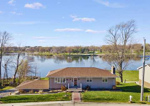 267 Lakeshore, Nashua, IA 50658