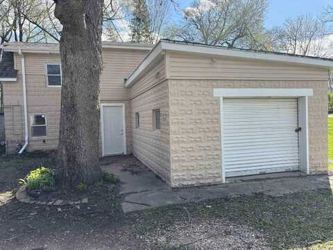 710 2nd, Evansdale, IA 50707