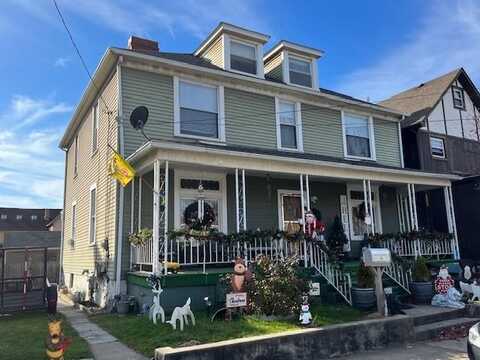 6 Pine St, Natrona, PA 15065