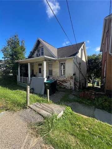 111 W 11th Ave, Tarentum, PA 15084