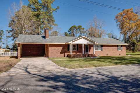 114 W Murphy Street, Wallace, NC 28466