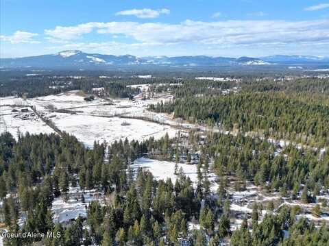 15213 Boot Hill Rd, Hayden, ID 83835