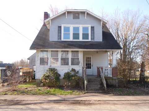 107 College Avenue, Sardinia, OH 45171