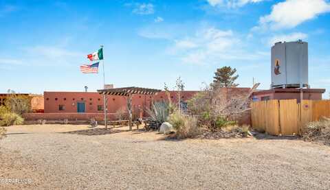 1855 HOT PEPPERS Road, Chaparral, NM 88081