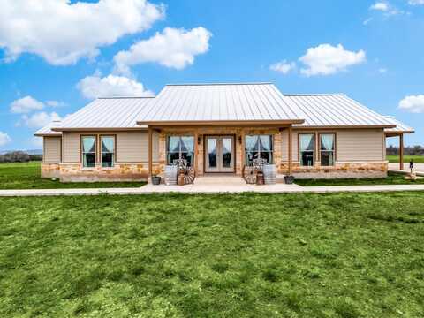 5025 N State Hwy 16, Bandera, TX 78003