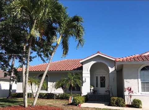 1833 N BAHAMAS, Marco Island, FL 34145