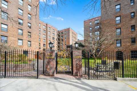 10515 66th Road, Forest Hills, NY 11375