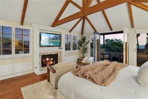 421 High Drive, Laguna Beach, CA 92651