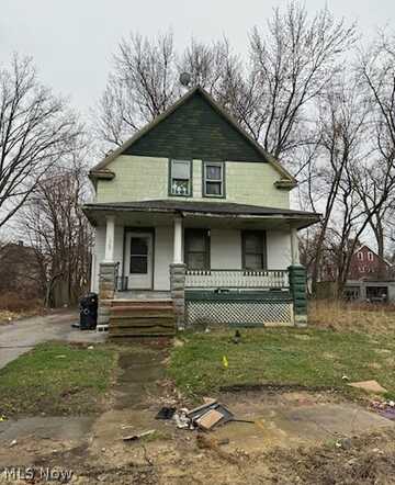 13600 Beaumont Street, East Cleveland, OH 44112