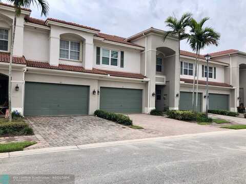 60 Lancaster Rd, Boynton Beach, FL 33426