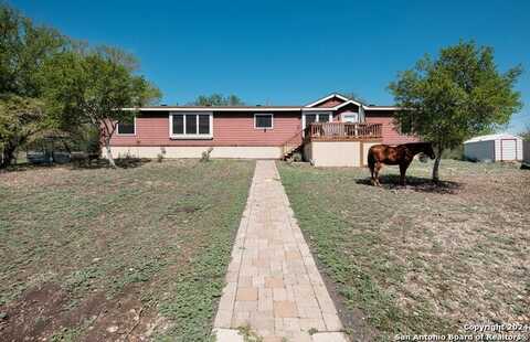 590 COUNTY ROAD 4614, Castroville, TX 78009