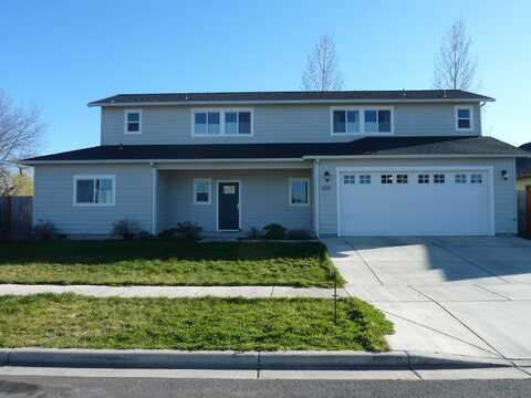 2201 Westwood Drive, Medford, OR 97501