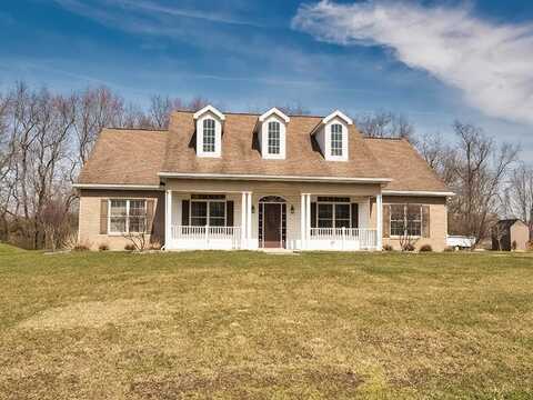 203 Ringneck Meadow Dr, Slippery Rock, PA 16057