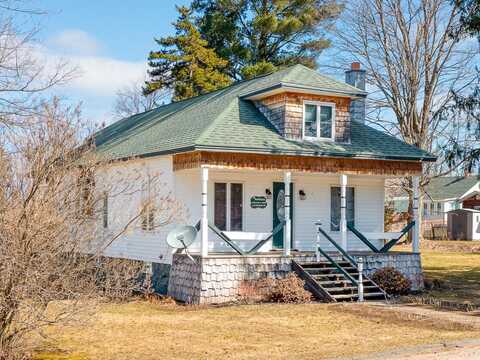 3 Freeman Street Street, Tupper Lake, NY 12986