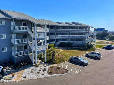 400 Virginia Avenue, Carolina Beach, NC 28428