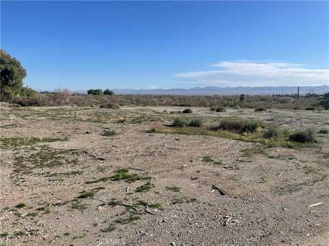 220 McShan Lane, Needles, CA 92363