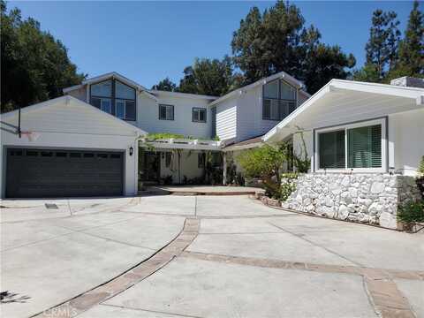 15510 WOODCREST Drive, Sherman Oaks, CA 91403