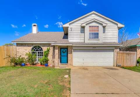 1824 Spicewood Trail, Fort Worth, TX 76134