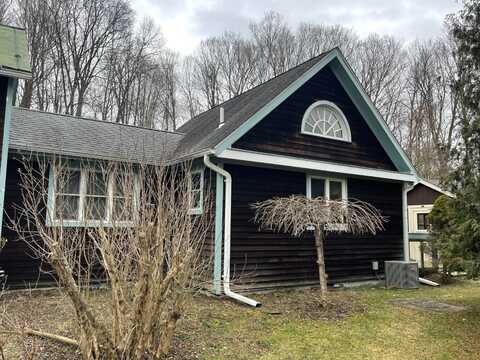 397 Old State Route 82, Craryville, NY 12521