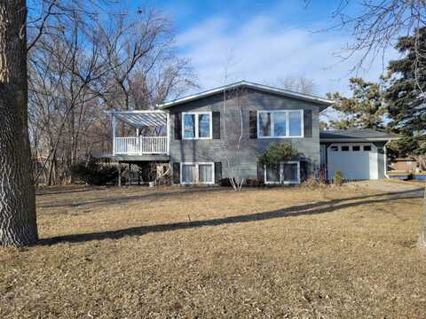103 Park Ave, Cooperstown, ND 58425