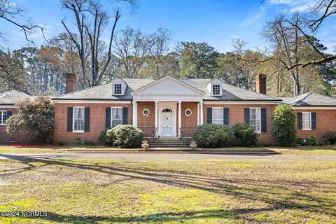 1305 W Church Street, Laurinburg, NC 28352