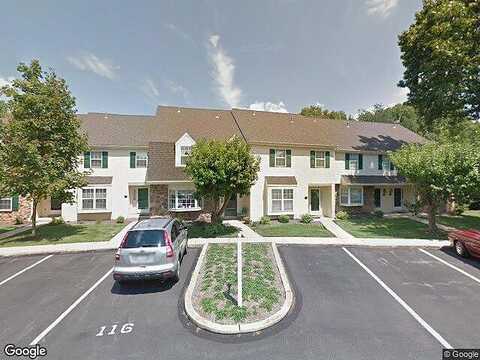 Oak Knoll, MILLERSVILLE, PA 17551