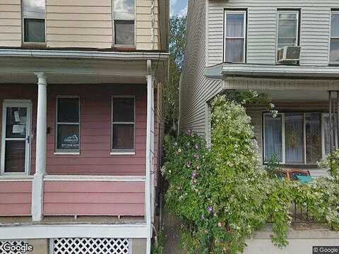 Spruce, EASTON, PA 18042