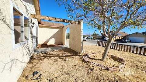 Porter, RIDGECREST, CA 93555