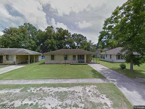 8Th, LAKE CHARLES, LA 70601