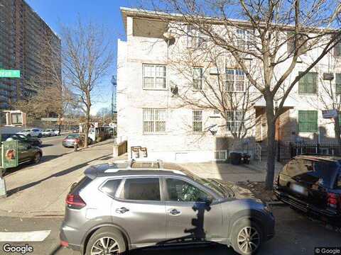 Dean, BROOKLYN, NY 11233