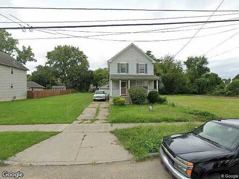 61St, CLEVELAND, OH 44104