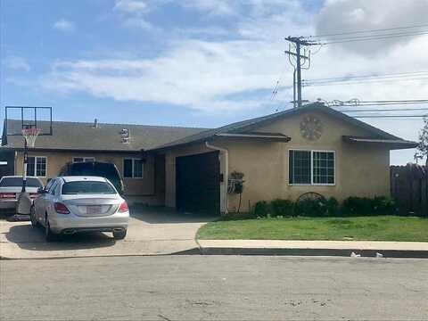 Sarita, OXNARD, CA 93030