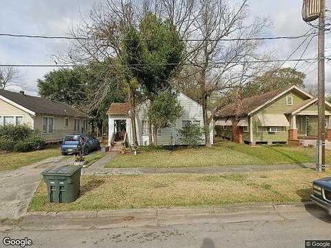 Mcfaddin, BEAUMONT, TX 77702